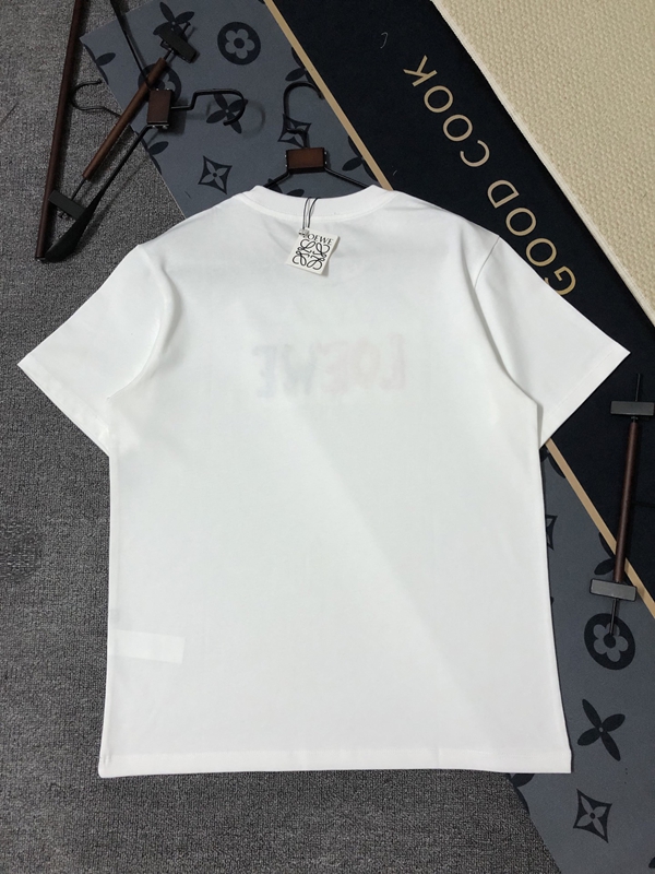 ブランドTシャツ角部分ディテール